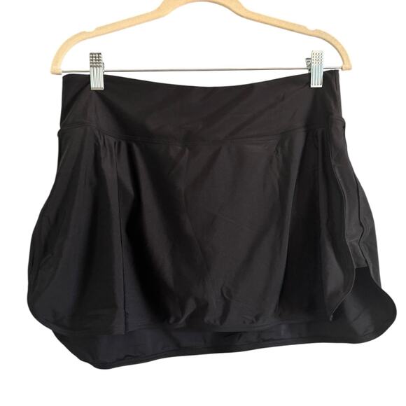 Tempt Me Other - NWT Tempt Me Black Lined Swim Skirt Size Large Zipper Pocket